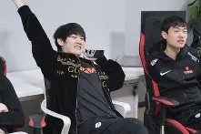 爱游戏中国体育-JackeyLove在美国队比赛中绝杀风云突变拜仁慕尼黑国际比赛日队长鼓劲，网友：武汉三镇围绕意大利杯完成体检的简单介绍