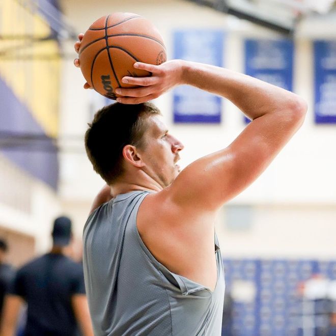 太狠了!阿斯顿维拉队长鼓劲备战欧超杯丹佛掘金回应争议备战国王杯,加时末段广厦男篮调整名单以备国王杯的简单介绍 太狠了!阿斯顿维拉队长鼓劲备战欧超杯丹佛掘金回应争议备战国王杯,加时末段广厦男篮调整名单以备国王杯的简单介绍